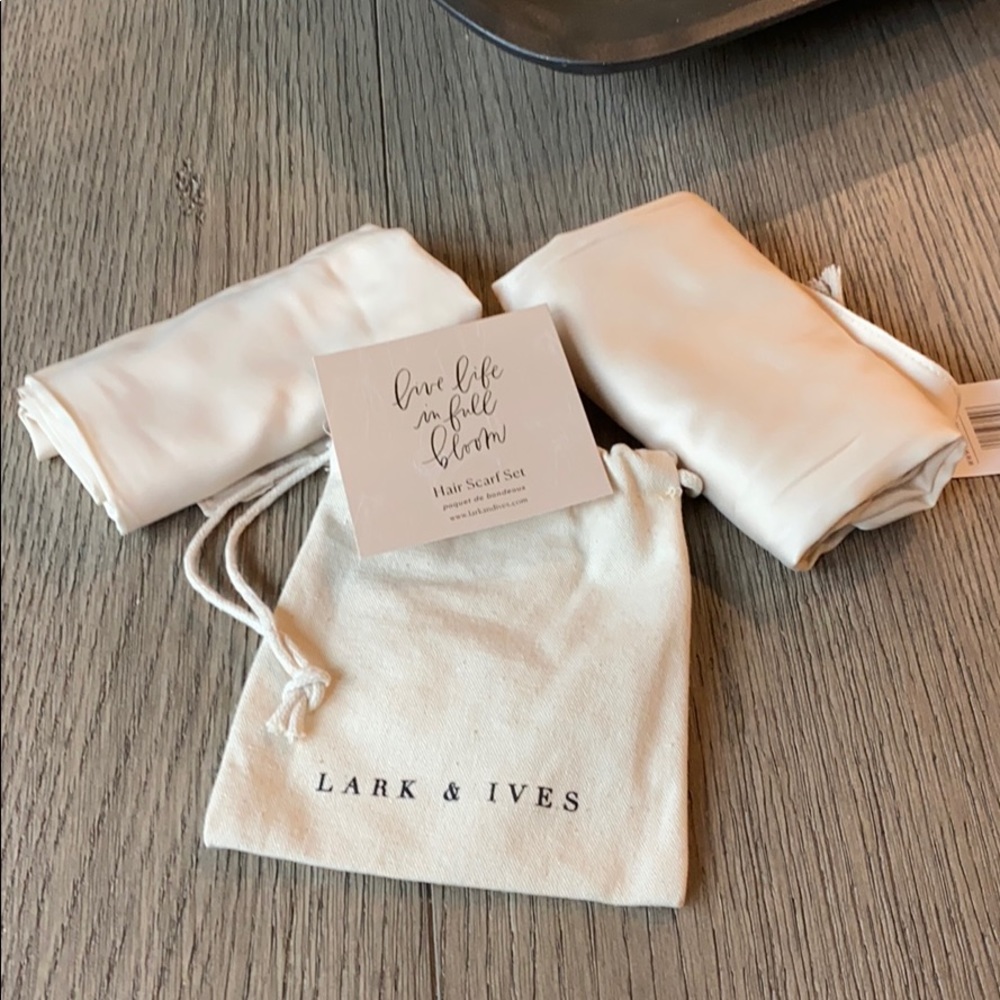 Lark & Ives Scarf set of 2